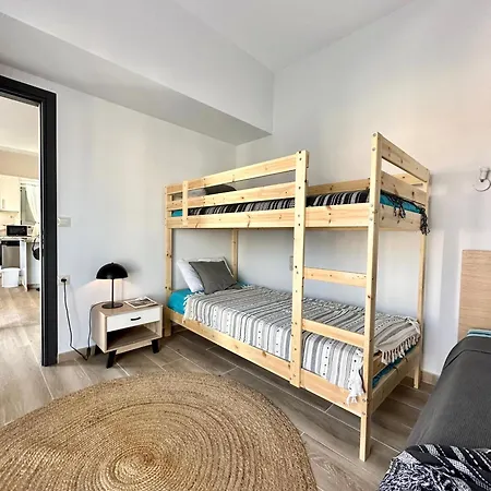 4-bedroom Prestige Rhodes Near Old Town Родос