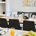 4-bedroom Prestige Rhodes Near Old Town Apartamento Rhodes City