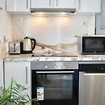 4-bedroom Prestige Rhodes Near Old Town