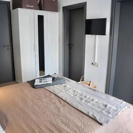 Διαμέρισμα Exquisite 4-bedroom Prestige