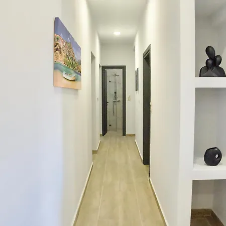 Exquisite 4-bedroom Prestige Διαμέρισμα