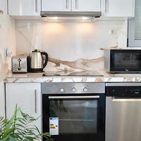 Exquisite 4-bedroom Prestige