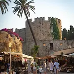 Apartamento 4-bedroom Prestige Rhodes Near Old Town